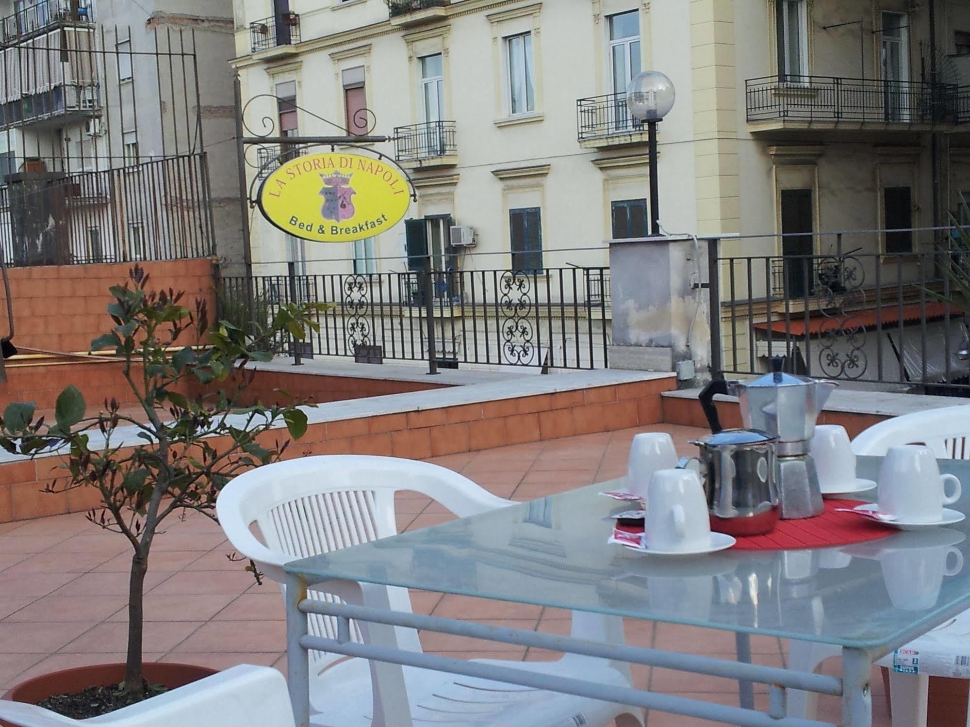 B&B La Storia Di Napoli Extérieur photo